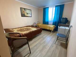 Гостевой дом Арена Краснодар Двухместный номер эконом-класса с 1 кроватью или 2 отдельными кроватями-7